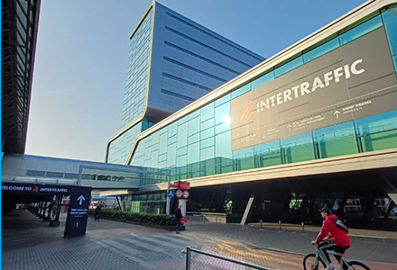 從阿姆斯特丹到全球：讓停車場成為城市的智慧樞紐